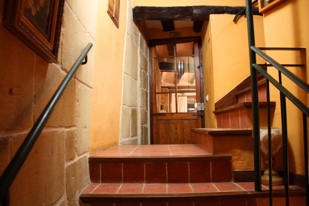 La Casa De Sebastian Guest House Valderrobres Exterior photo